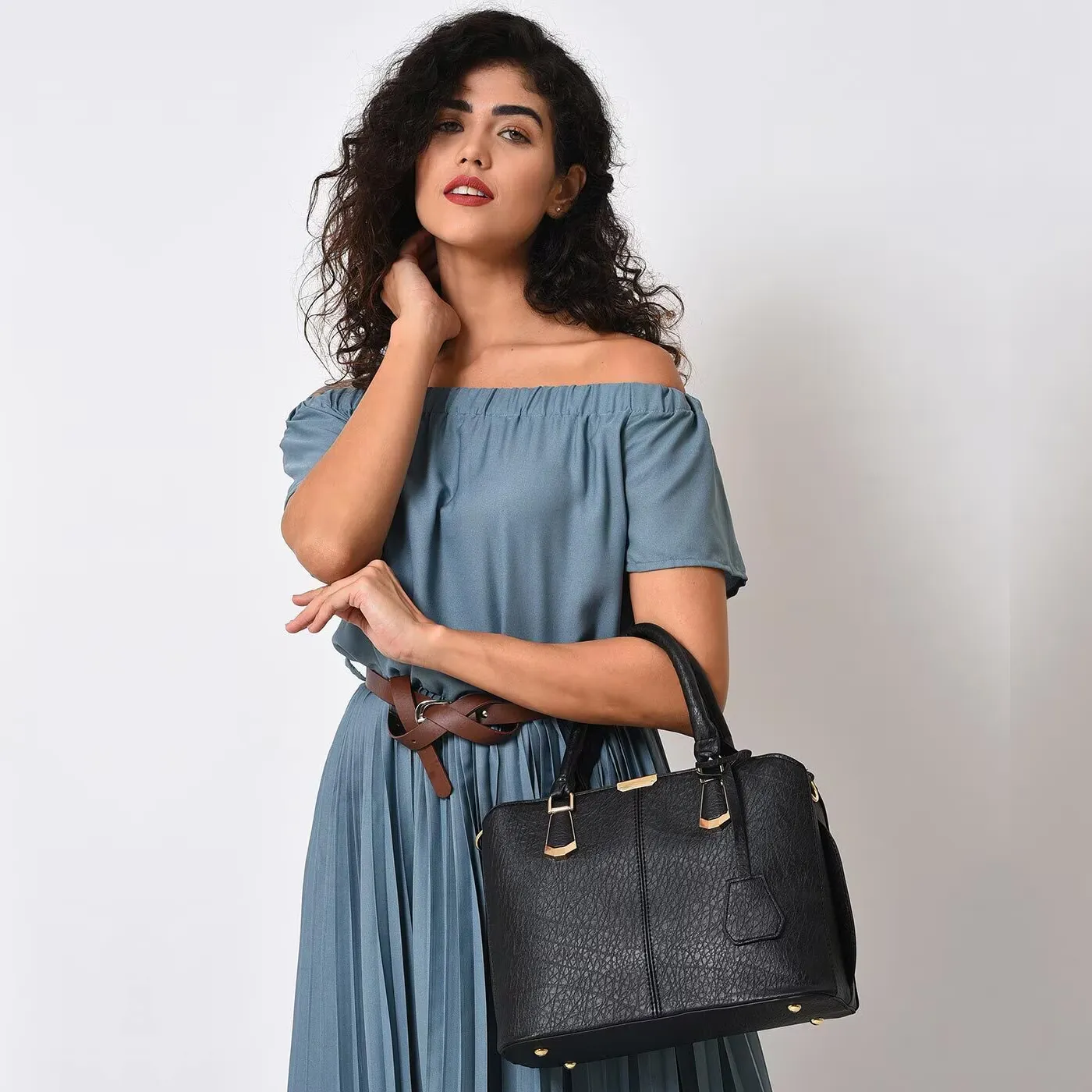 Women's Leather Handbag (Black) - Image 2