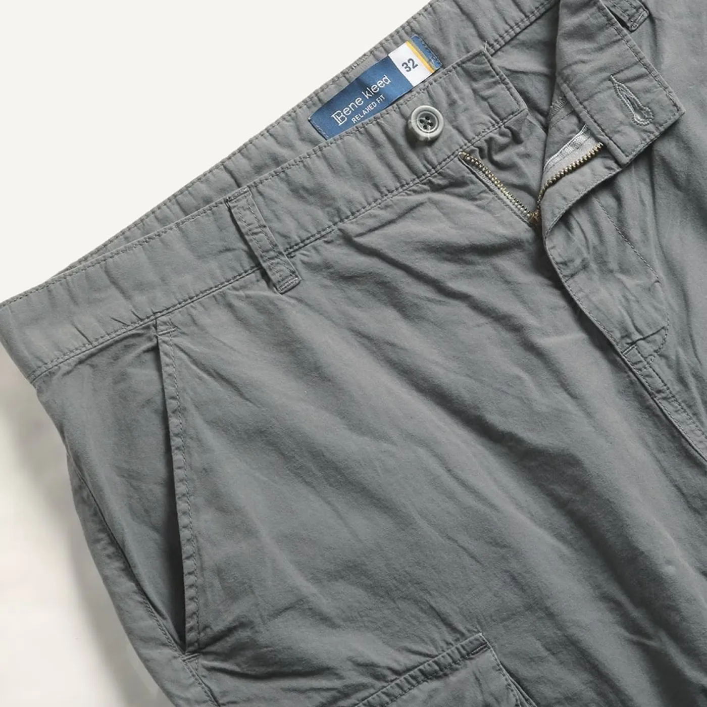 Men Regular Fit Cargo Shorts - Image 4